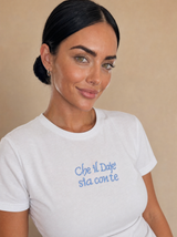 T-shirt slim fit con ricamo frontale Celeste